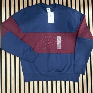 Nike Club French Terry Crew Color-Blocked Sweatshirt Navy FB7848-410 Mens Medium